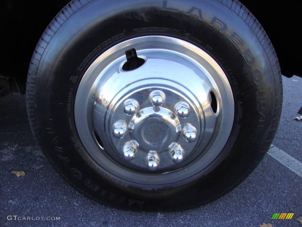 2004 Silverado 3500HD LT Crew Cab 4x4 Dually - Sandstone Metallic / Tan photo #22