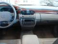 Light Platinum - DeVille Sedan Photo No. 13