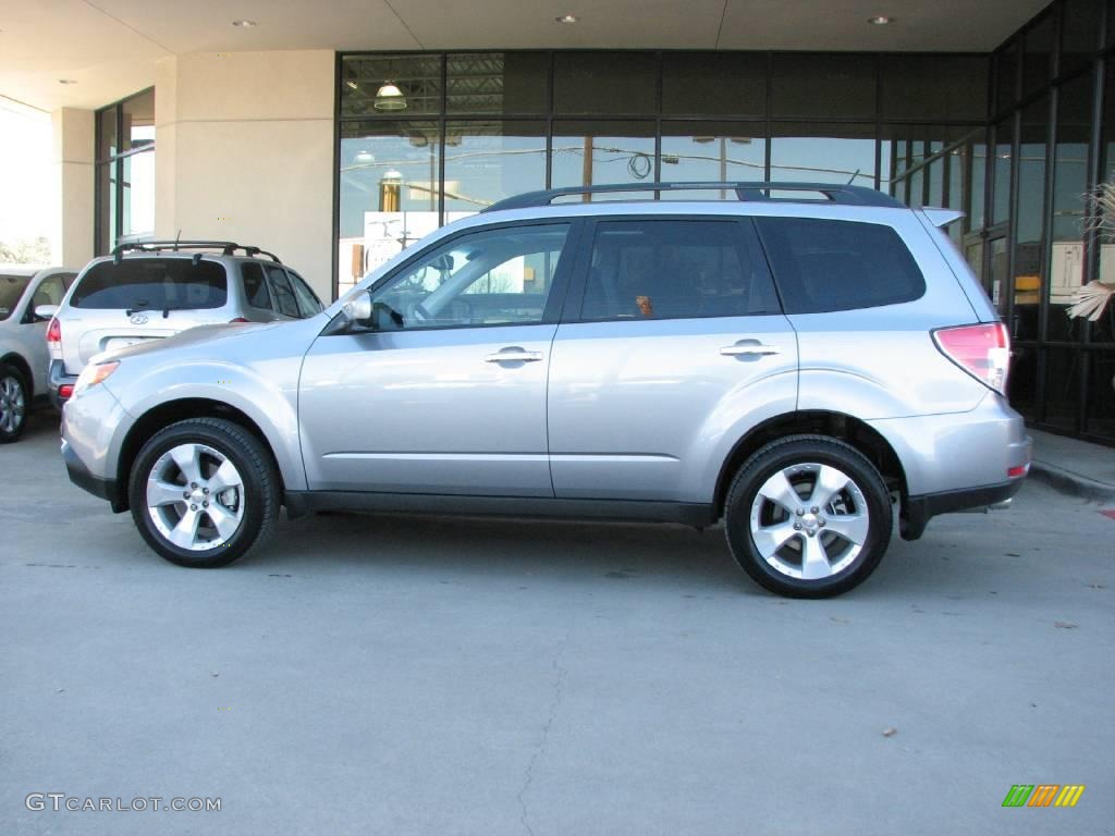 2009 Forester 2.5 XT Limited - Spark Silver Metallic / Platinum photo #4