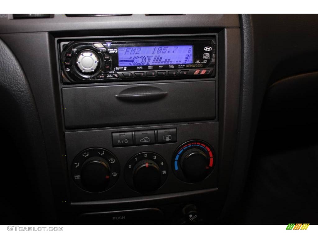 2004 Elantra GT Hatchback - Crimson Dark Red / Dark Gray photo #11
