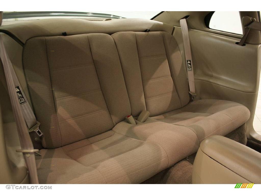 2000 Mustang V6 Coupe - Amazon Green Metallic / Medium Parchment photo #17