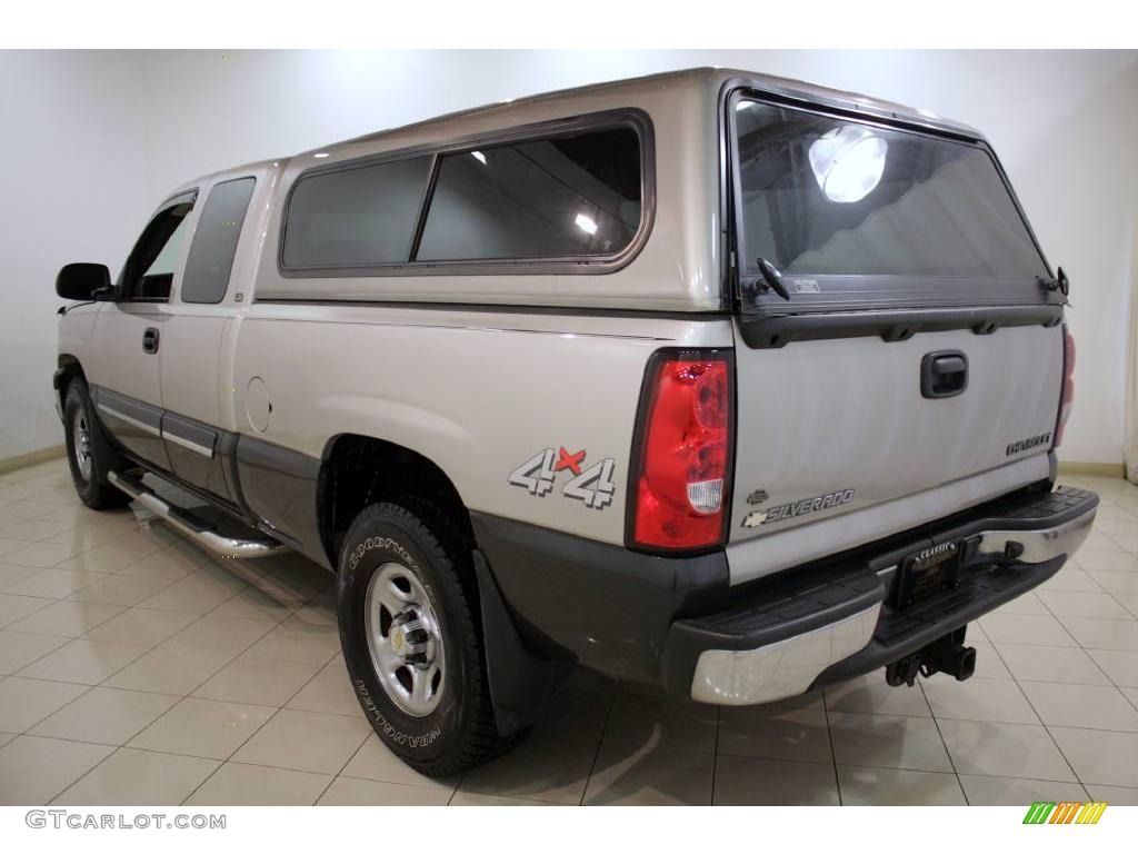 2004 Silverado 1500 LS Extended Cab 4x4 - Silver Birch Metallic / Dark Charcoal photo #5