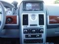 Brilliant Black Crystal Pearlcoat - Town & Country Touring Signature Series Photo No. 15