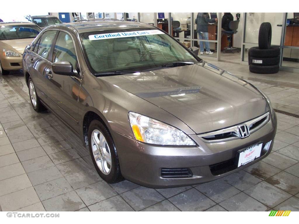 2007 Accord EX-L Sedan - Carbon Bronze Pearl / Ivory photo #1