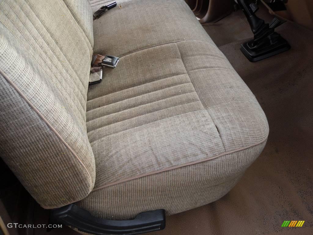 1990 Ford F150 XLT Lariat Regular Cab Front Seat Photo #24744879