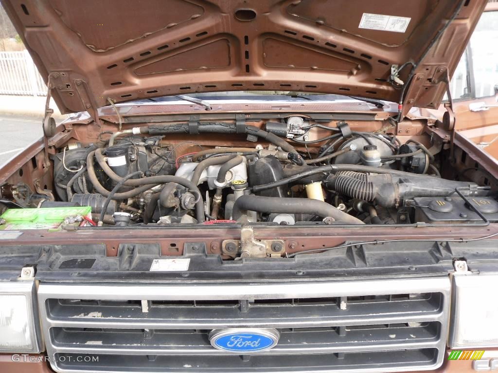 1990 Ford F150 XLT Lariat Regular Cab 4.9 Liter OHV 12-Valve Inline 6 Cylinder Engine Photo #24744899