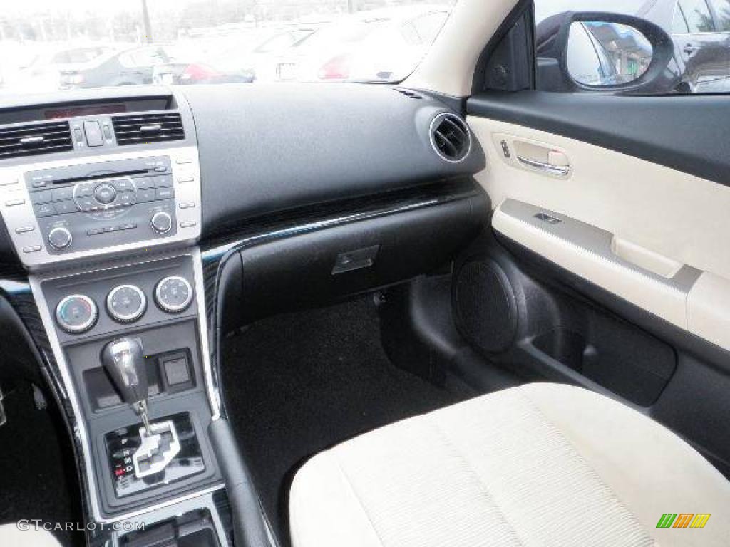 2010 MAZDA6 i Touring Sedan - Black Cherry Metallic / Beige photo #14