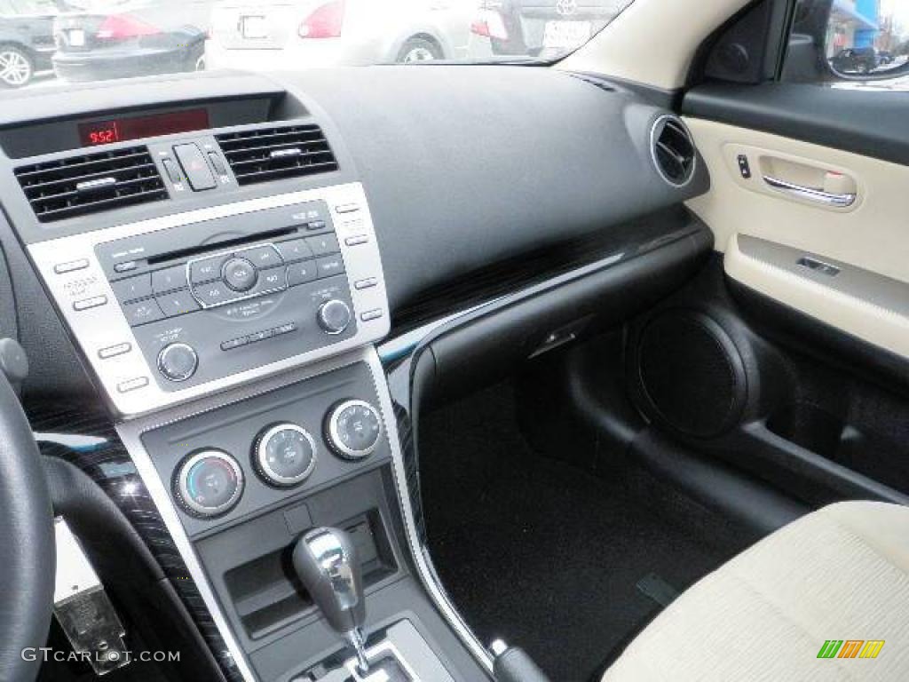 2010 MAZDA6 i Touring Sedan - Black Cherry Metallic / Beige photo #21