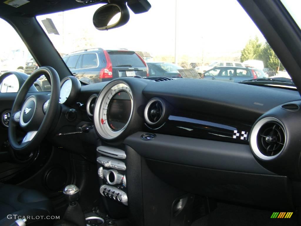 2009 Mini Cooper John Cooper Works Clubman Punch Carbon Black Leather Dashboard Photo #24746551