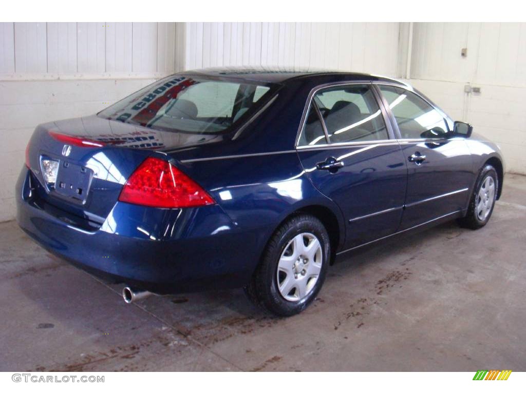 2006 Accord LX Sedan - Royal Blue Pearl / Gray photo #6
