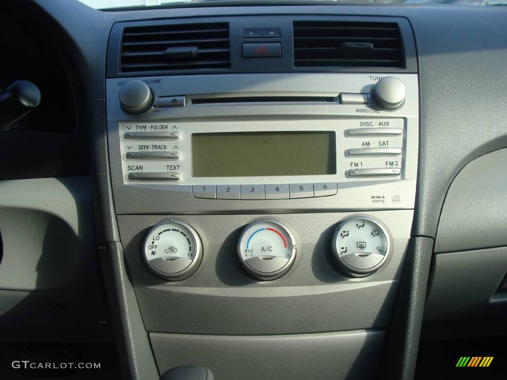 2010 Camry LE - Blue Ribbon Metallic / Ash Gray photo #19