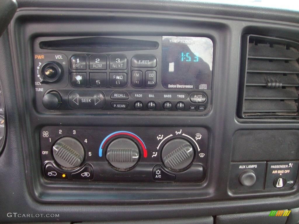 2000 Silverado 2500 LS Regular Cab 4x4 - Victory Red / Graphite photo #14