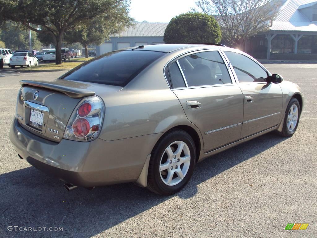 2005 Altima 3.5 SL - Polished Pewter Metallic / Blond photo #8