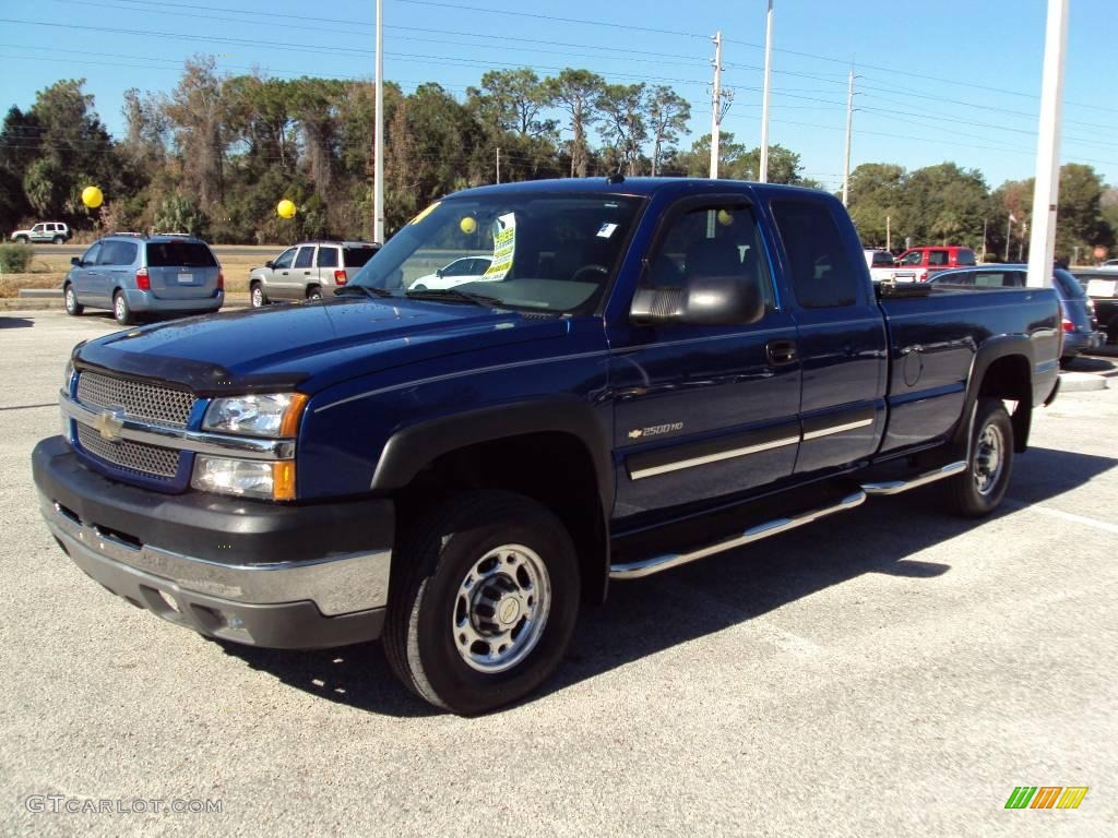 2004 Silverado 2500HD Extended Cab - Arrival Blue Metallic / Medium Gray photo #1