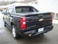Black - Avalanche LTZ 4WD Photo No. 2