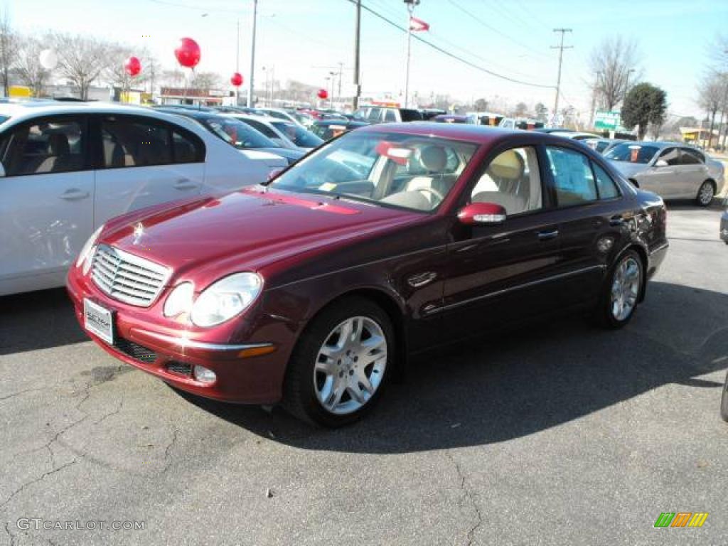 Bordeaux red metallic mercedes