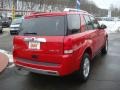 Chili Pepper Red - VUE V6 AWD Photo No. 4