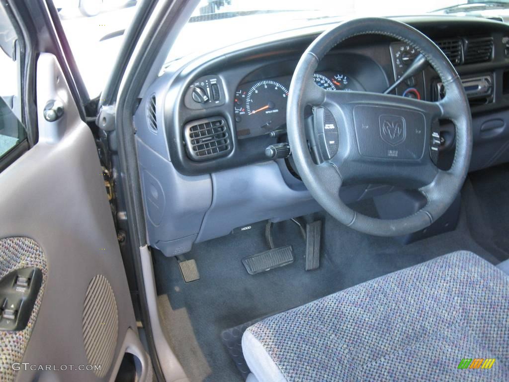 2001 Ram 1500 SLT Club Cab - Graphite Gray Metallic / Mist Gray photo #10