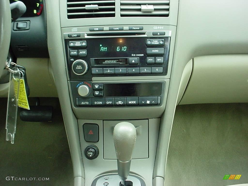 2002 I 35 - Millenium Jade Metallic / Willow photo #23