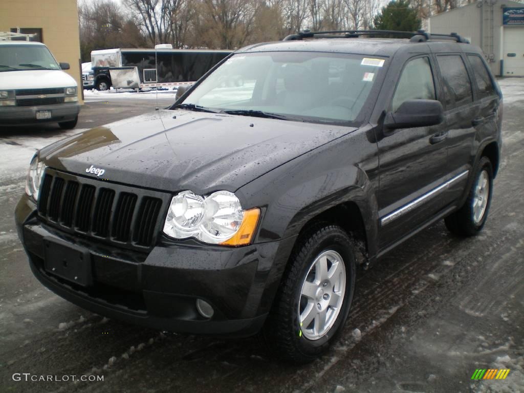 Brilliant Black Crystal Pearl Jeep Grand Cherokee