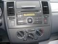 Brilliant Silver - Versa 1.8 S Hatchback Photo No. 11