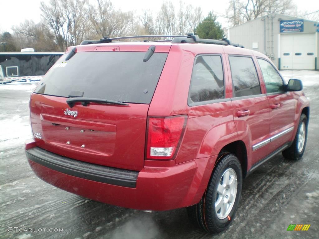 2010 Grand Cherokee Laredo 4x4 - Inferno Red Crystal Pearl / Dark Slate Gray photo #10