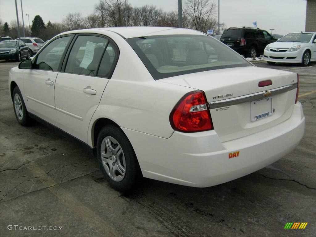 2008 Malibu Classic LS Sedan - White / Cocoa/Cashmere Beige photo #2