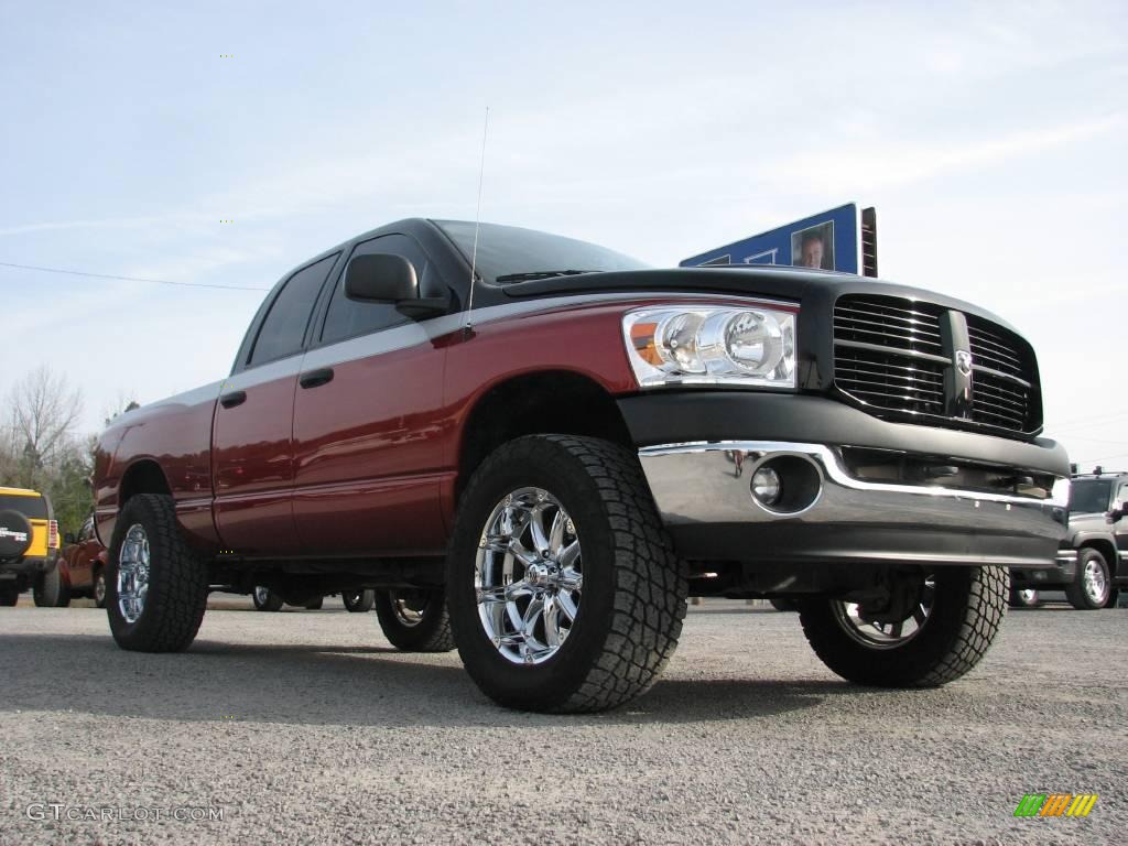 2007 Ram 1500 SLT Quad Cab 4x4 - Inferno Red Crystal Pearl / Medium Slate Gray photo #4