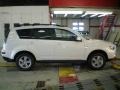 2010 Diamond White Pearl Mitsubishi Outlander ES 4WD  photo #10