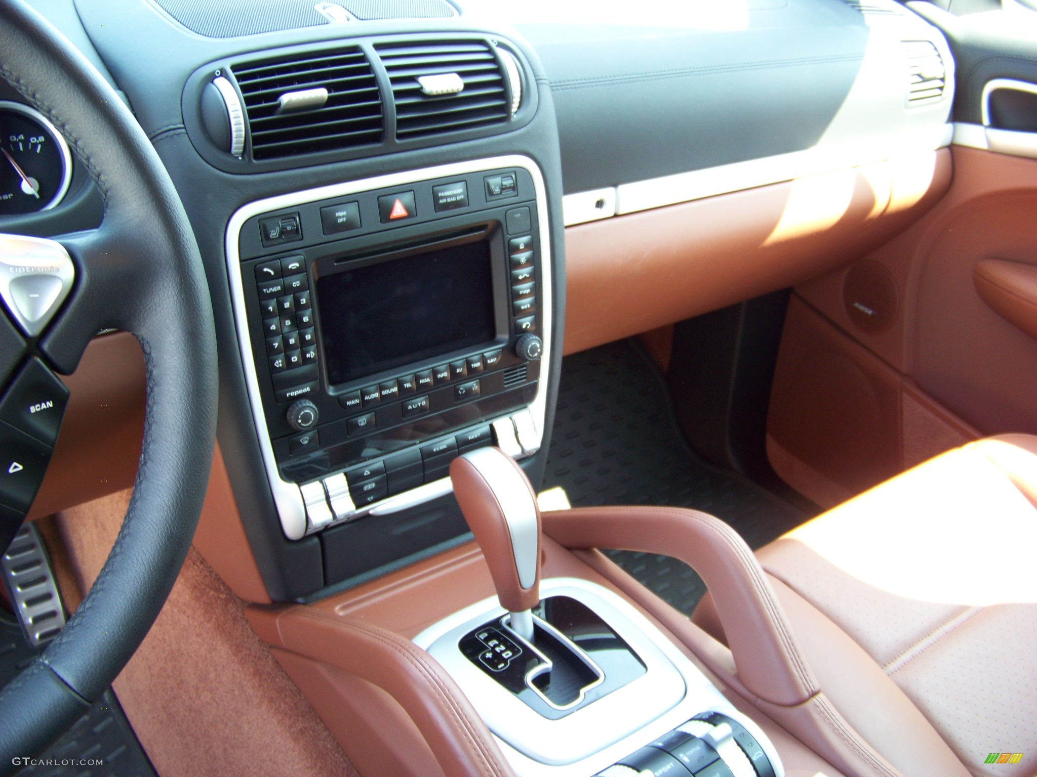 2008 Cayenne Turbo - Meteor Grey Metallic / Chestnut/Black Natural Leather photo #13