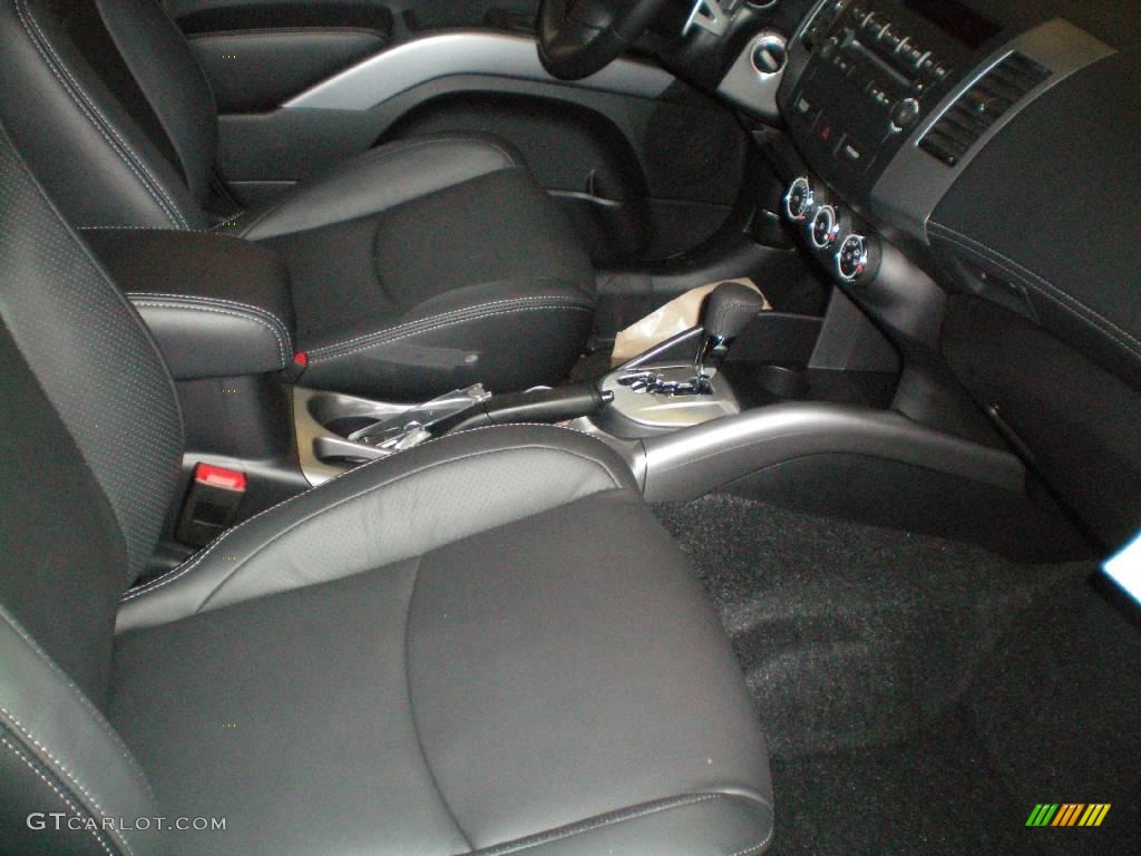 2010 Outlander XLS 4WD - Cosmic Blue Metallic / Black photo #22