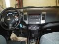 2010 Labrador Black Pearl Mitsubishi Outlander ES 4WD  photo #24