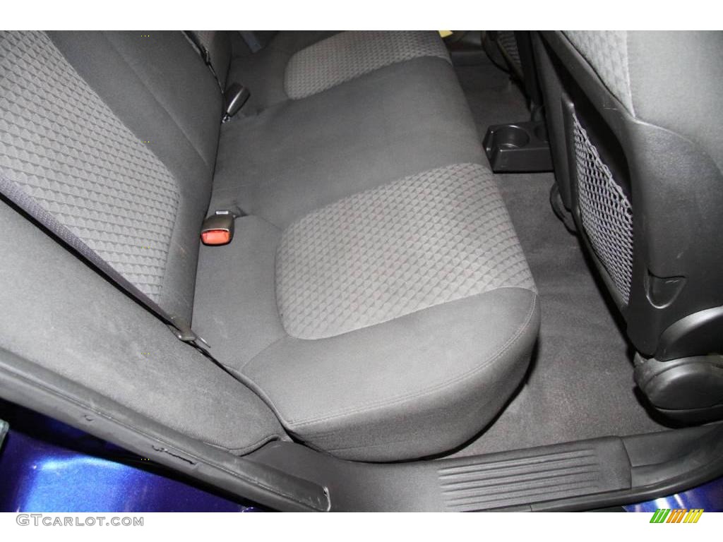 2006 Malibu LT V6 Sedan - Laser Blue Metallic / Titanium Gray photo #18