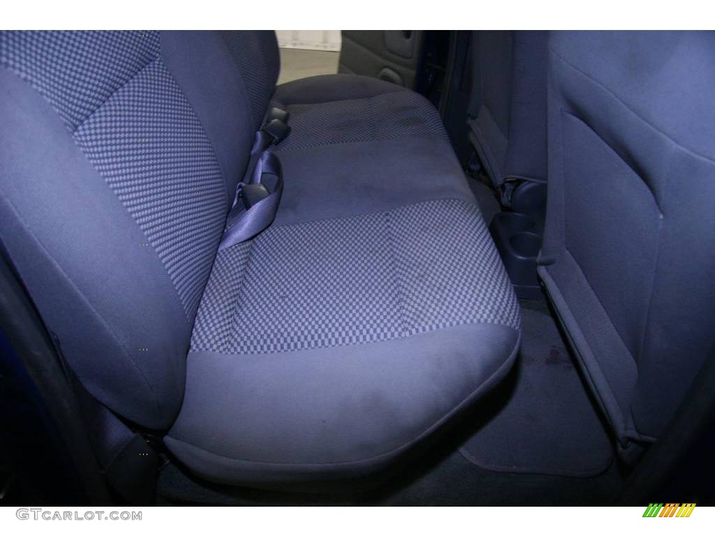 2001 Frontier SE V6 Crew Cab - Just Blue Metallic / Gray photo #18