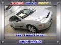 CD Silver Metallic 2001 Ford Focus ZX3 Coupe