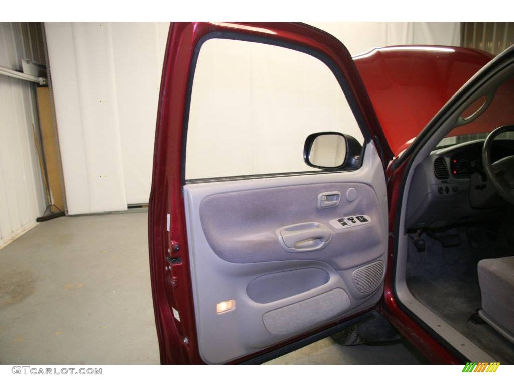 2001 Tundra SR5 TRD Extended Cab - Sunfire Red Pearl / Light Charcoal photo #28