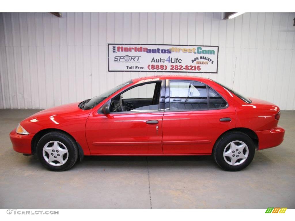 2002 Cavalier Sedan - Bright Red / Graphite photo #8