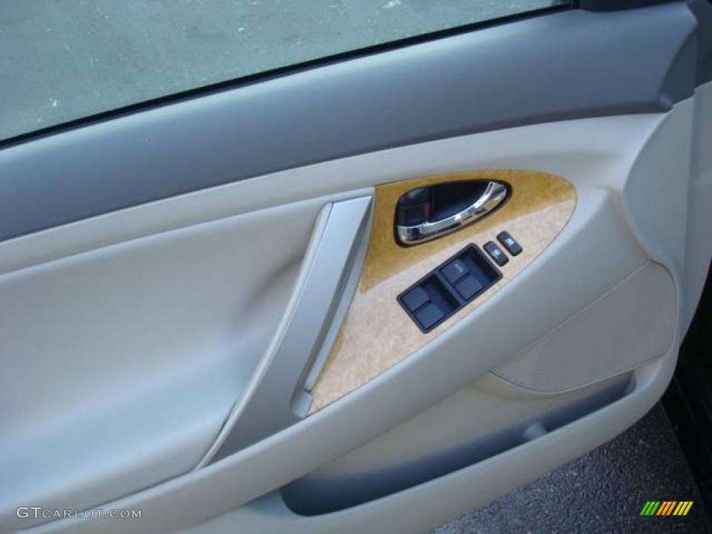 2007 Camry XLE V6 - Black / Ash photo #14