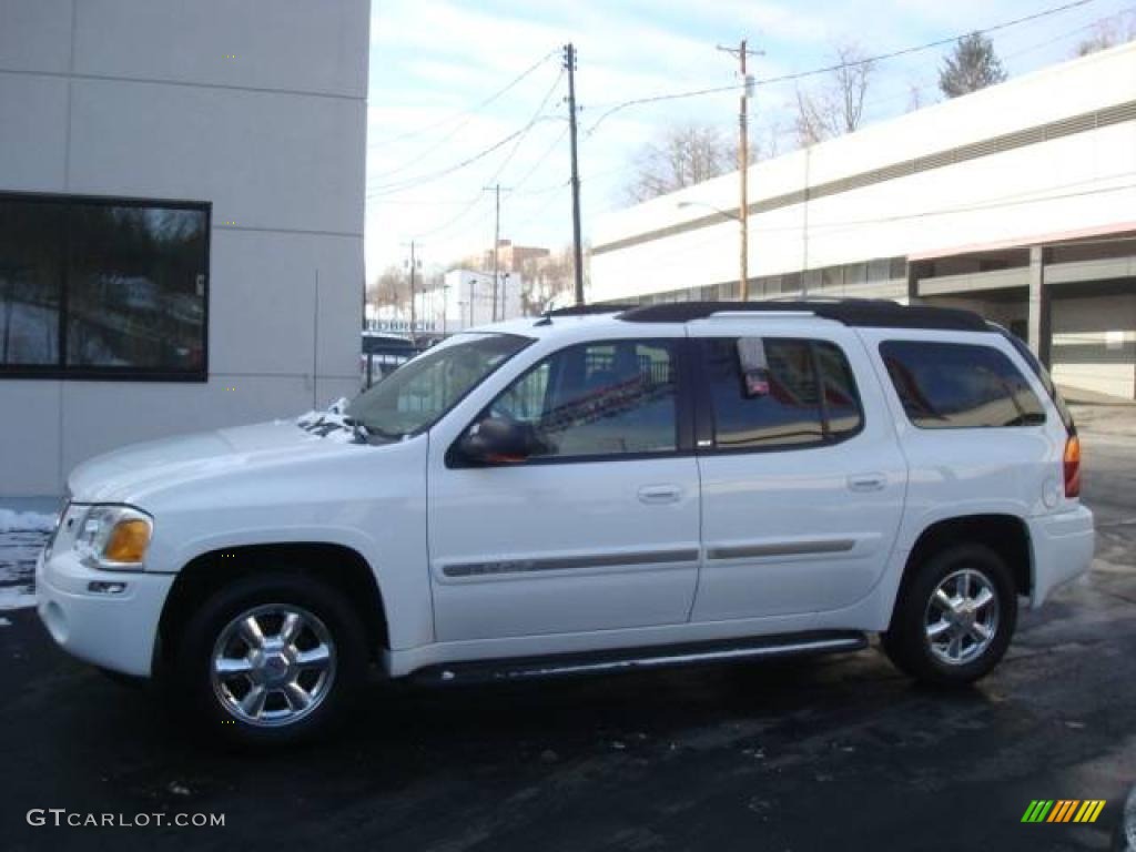 2004 Envoy XL SLT 4x4 - Summit White / Light Tan photo #1