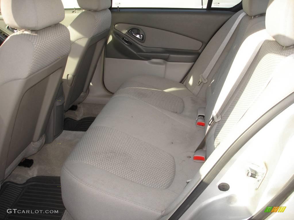 2006 Malibu LS Sedan - Silverstone Metallic / Titanium Gray photo #11