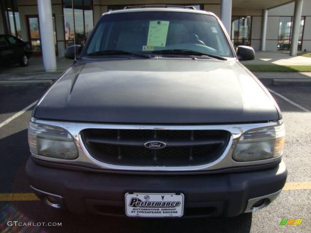 1999 Explorer XLT 4x4 - Medium Platinum Metallic / Medium Graphite Grey photo #8