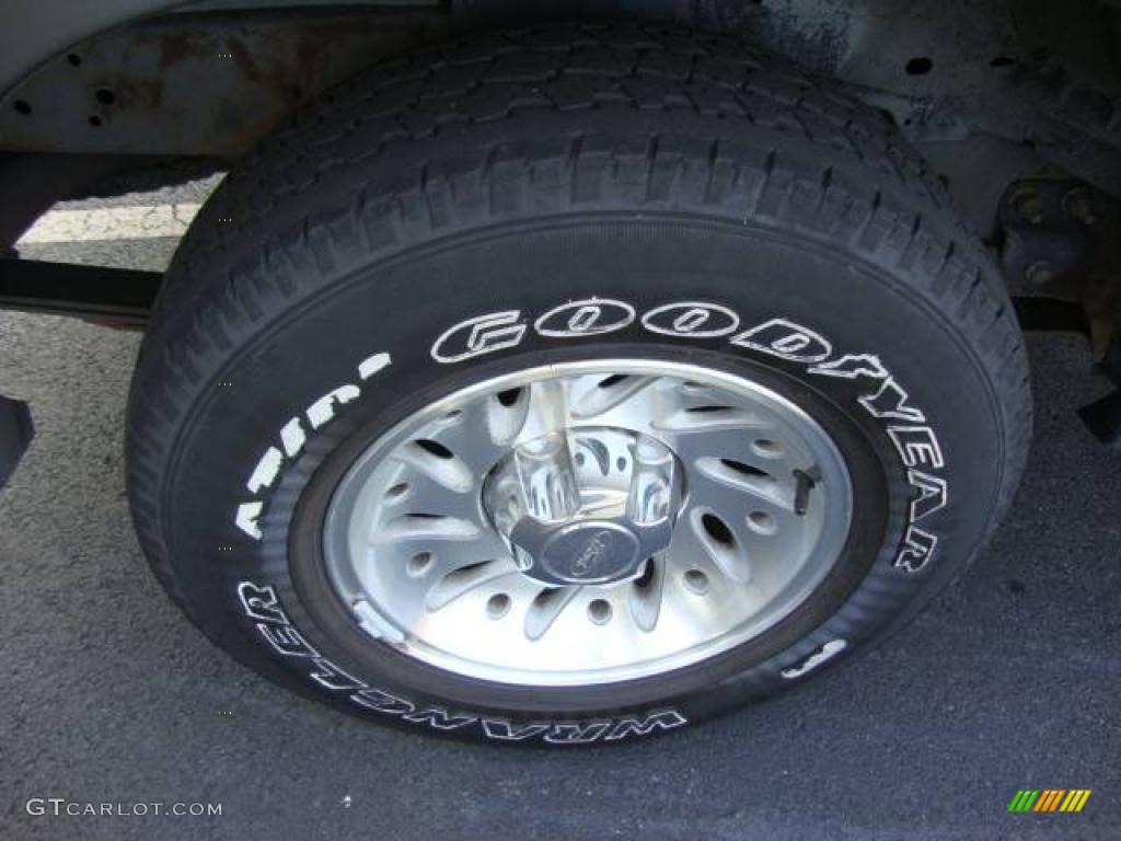1999 Explorer XLT 4x4 - Medium Platinum Metallic / Medium Graphite Grey photo #21