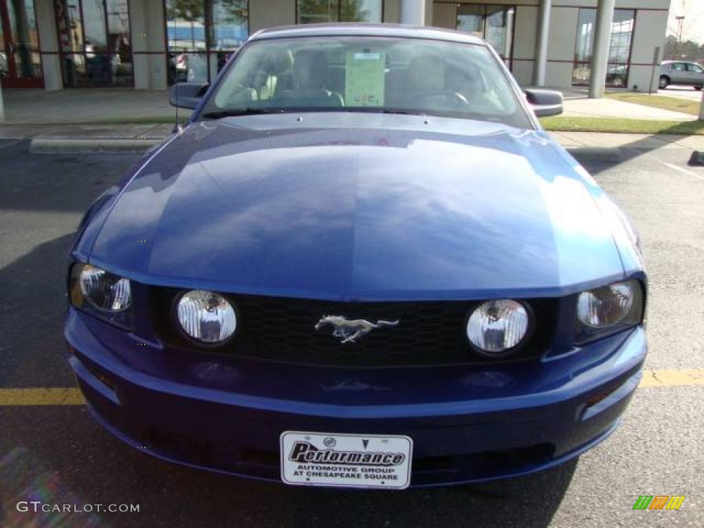 2006 Mustang GT Premium Coupe - Vista Blue Metallic / Light Parchment photo #8