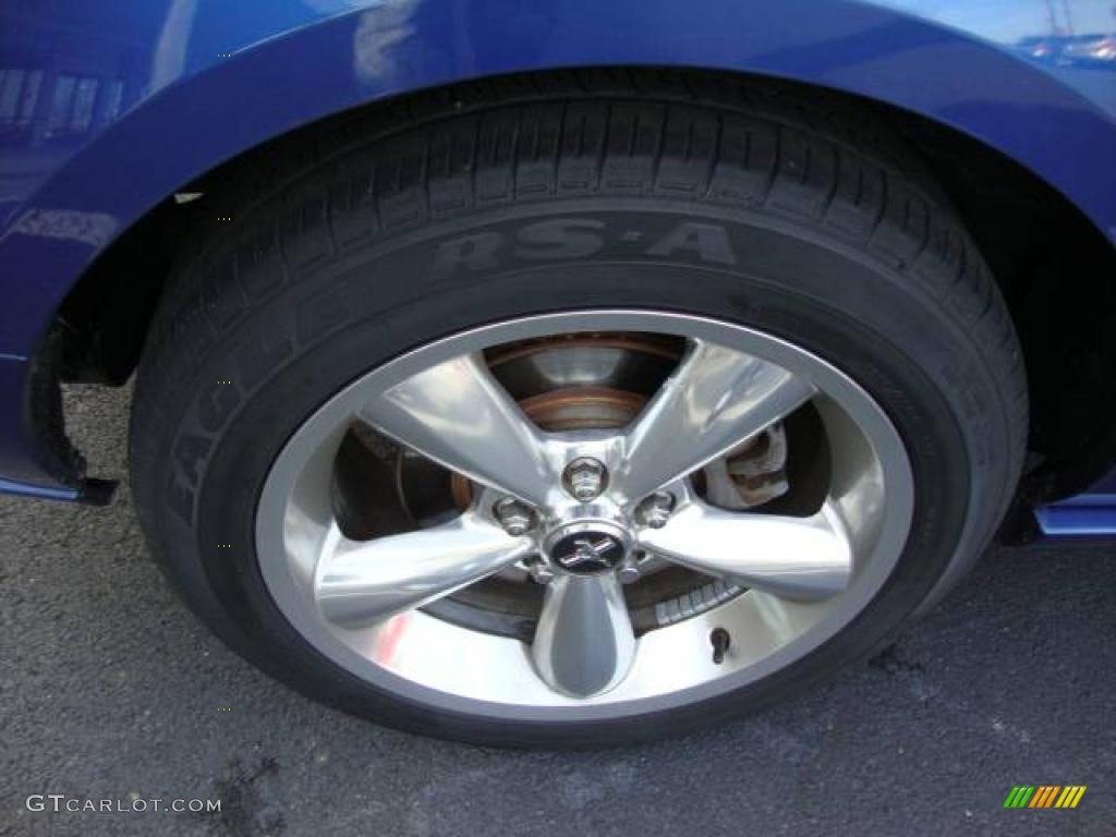 2006 Mustang GT Premium Coupe - Vista Blue Metallic / Light Parchment photo #21