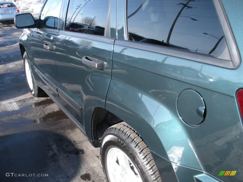 2005 Grand Cherokee Laredo 4x4 - Deep Beryl Green Pearl / Khaki photo #7