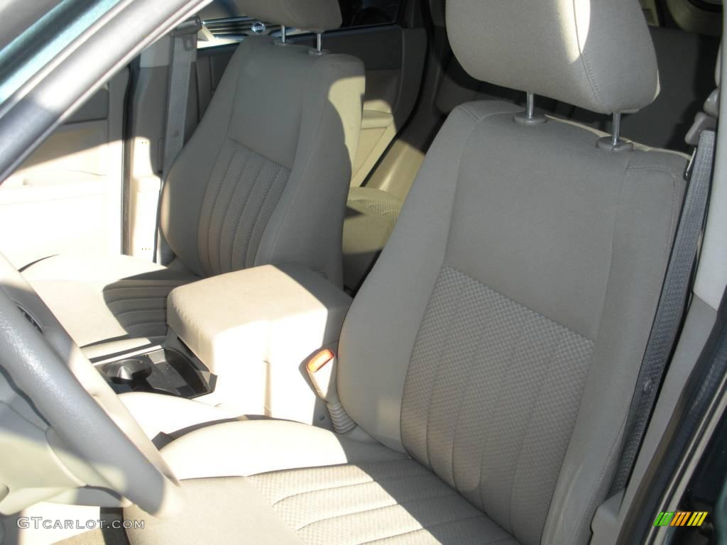 2005 Grand Cherokee Laredo 4x4 - Deep Beryl Green Pearl / Khaki photo #12