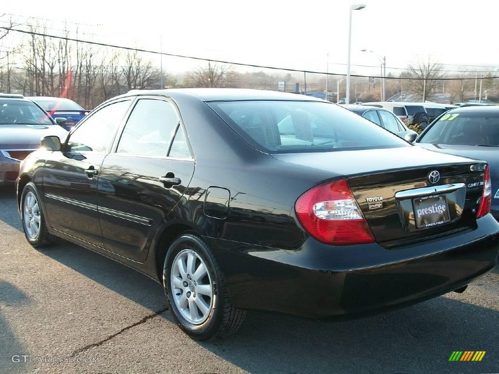 2003 Camry XLE V6 - Black / Taupe photo #4