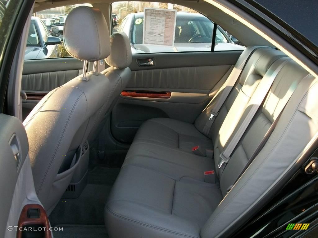 2003 Camry XLE V6 - Black / Taupe photo #9