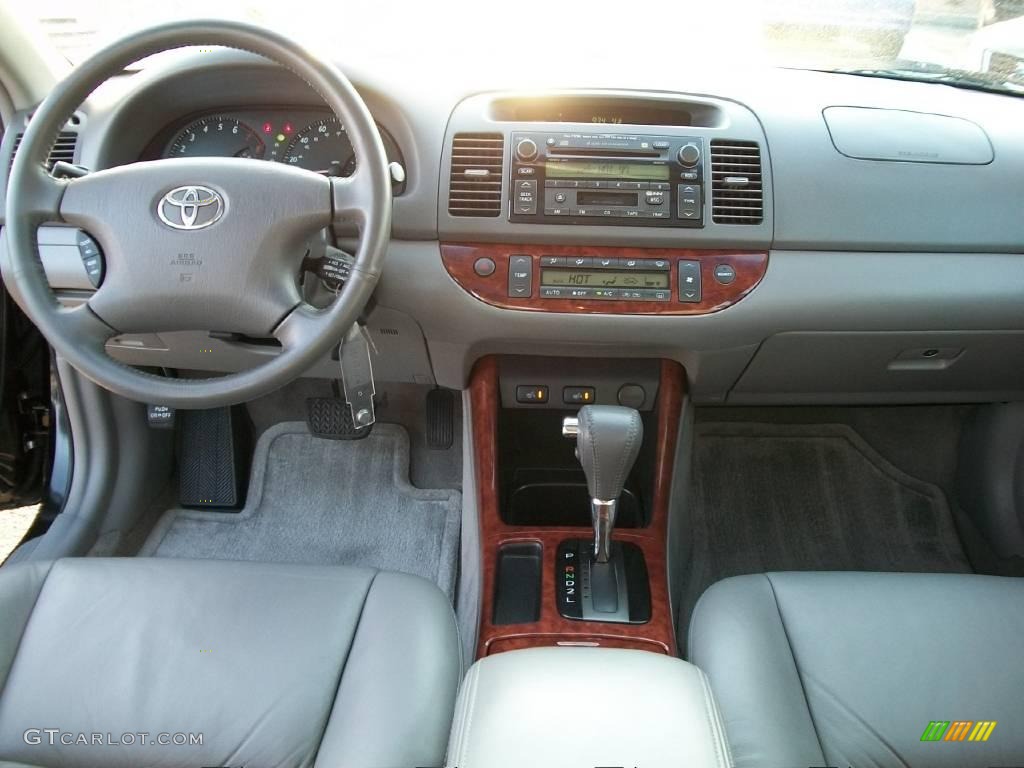2003 Camry XLE V6 - Black / Taupe photo #10