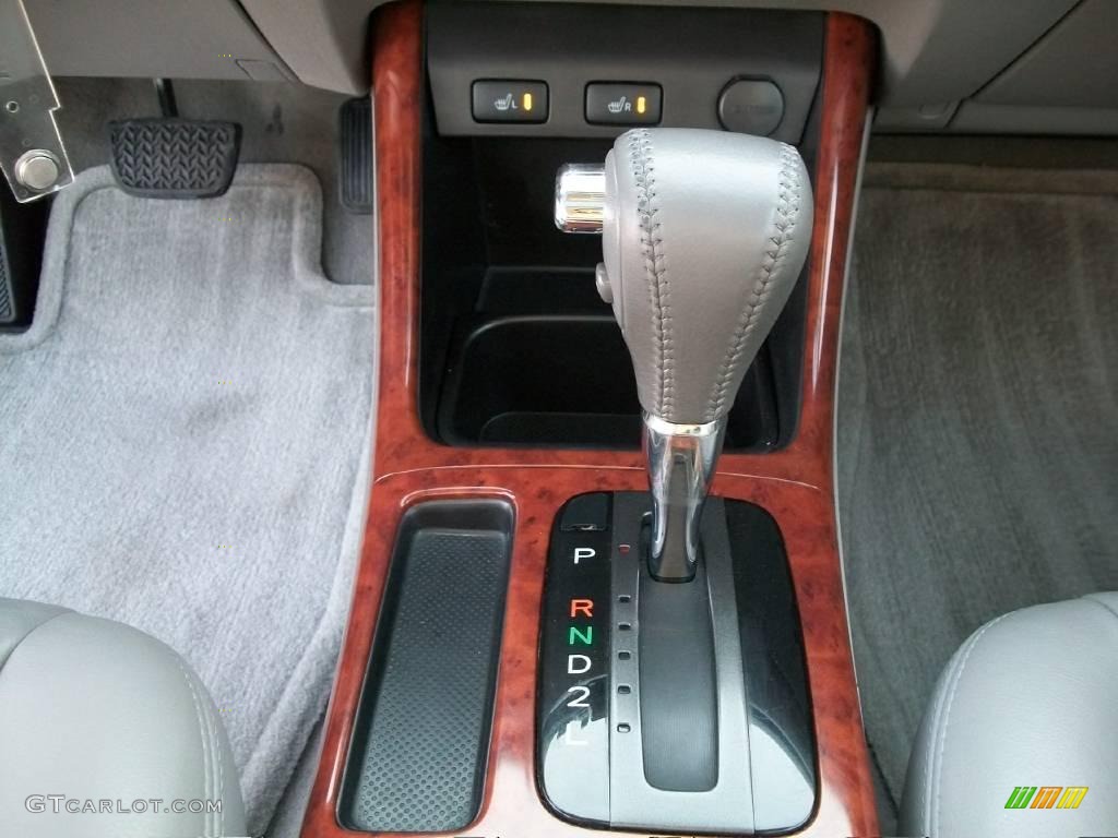 2003 Camry XLE V6 - Black / Taupe photo #13